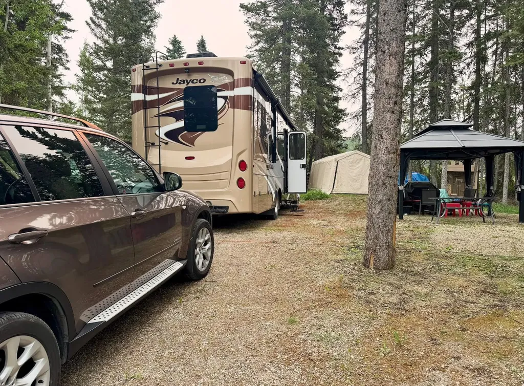 5227 Township Road 320 Rural Mountain View County AB T0M1X0