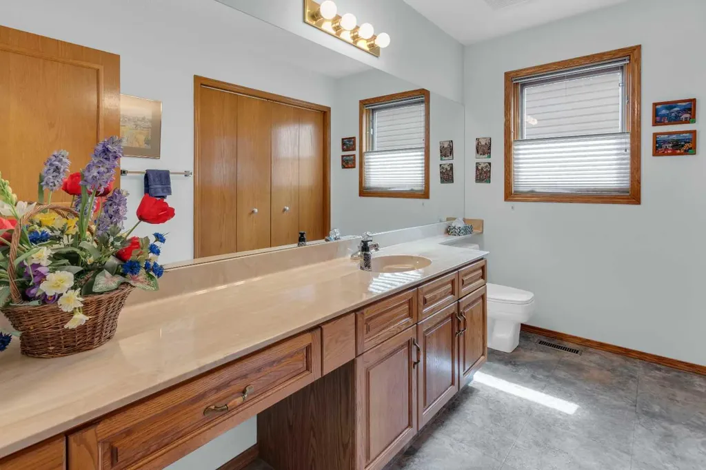 359 Schubert Place NW Calgary AB T3L 1X2