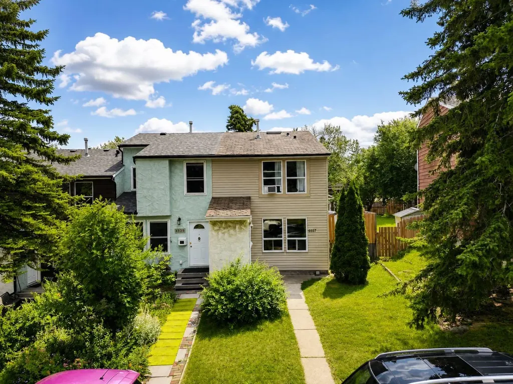 6527 Huntsbay Road NW Calgary AB T2K 5R3