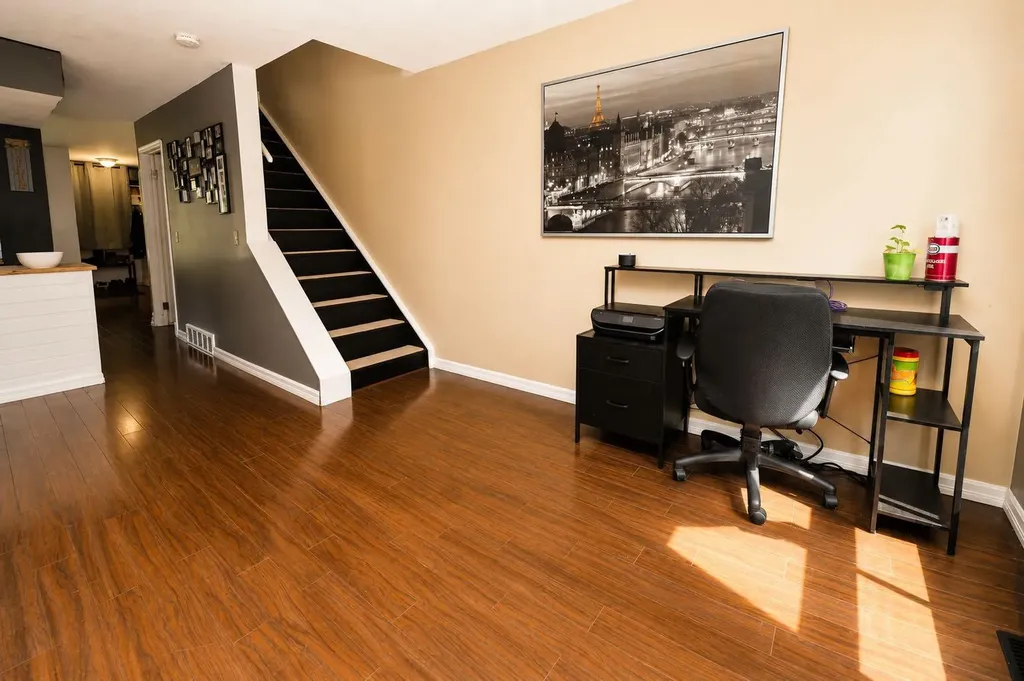 6527 Huntsbay Road NW Calgary AB T2K 5R3
