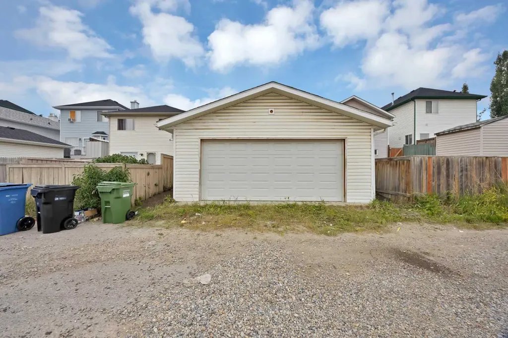 68 Laguna Close NE Calgary AB T1Y 7B1