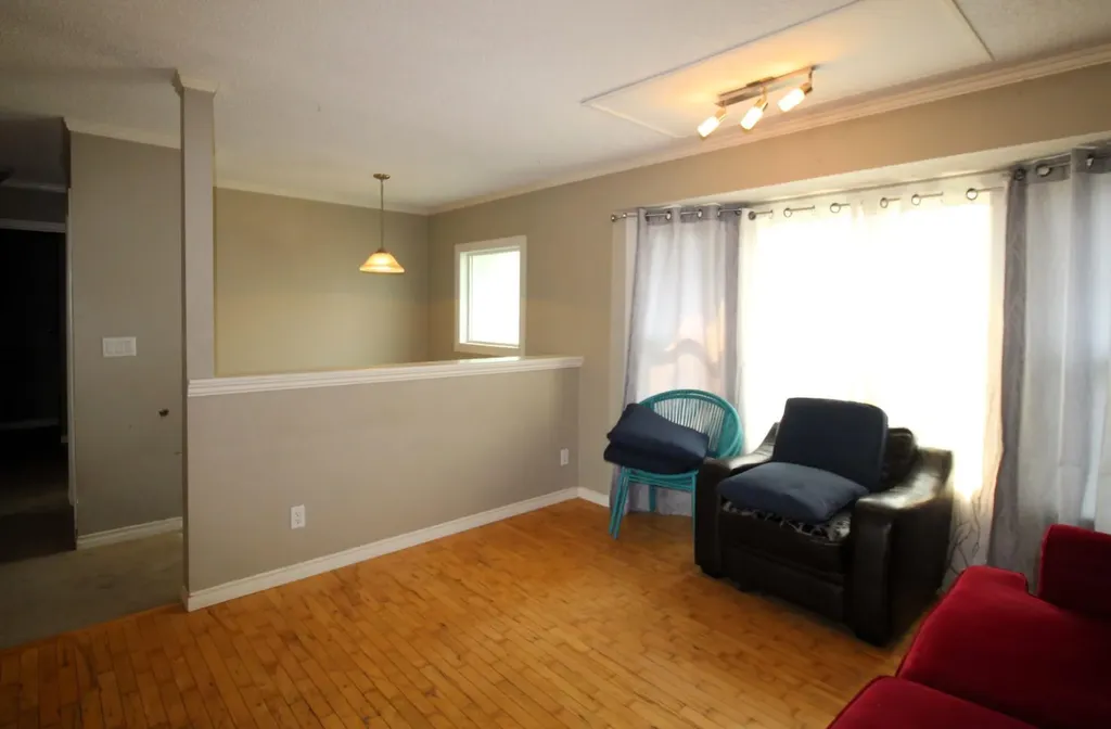 112 Macewan Meadow Crescent NW Calgary AB T3K 3H2