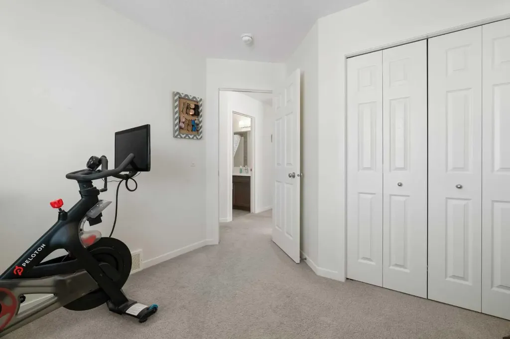 57 Amery Crescent Crossfield AB T0M0S0