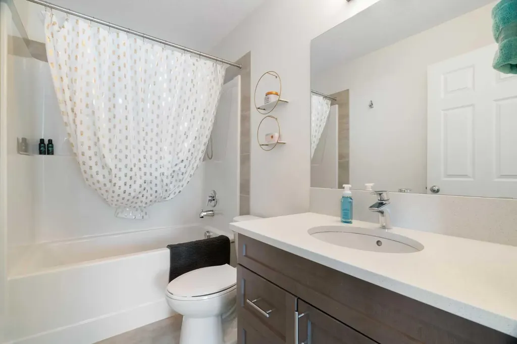 57 Amery Crescent Crossfield AB T0M0S0