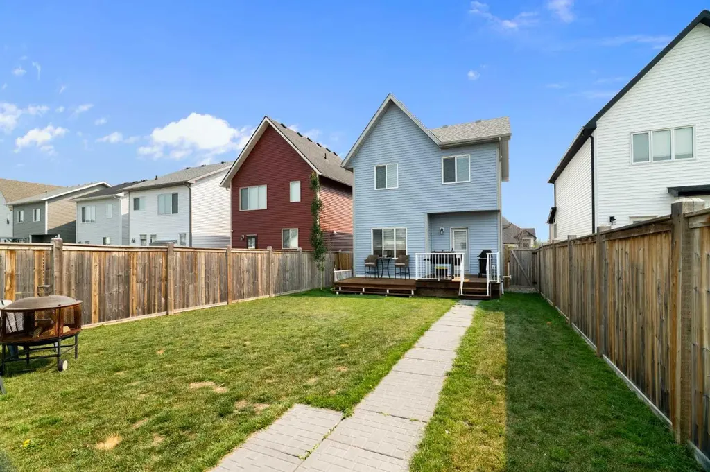57 Amery Crescent Crossfield AB T0M0S0
