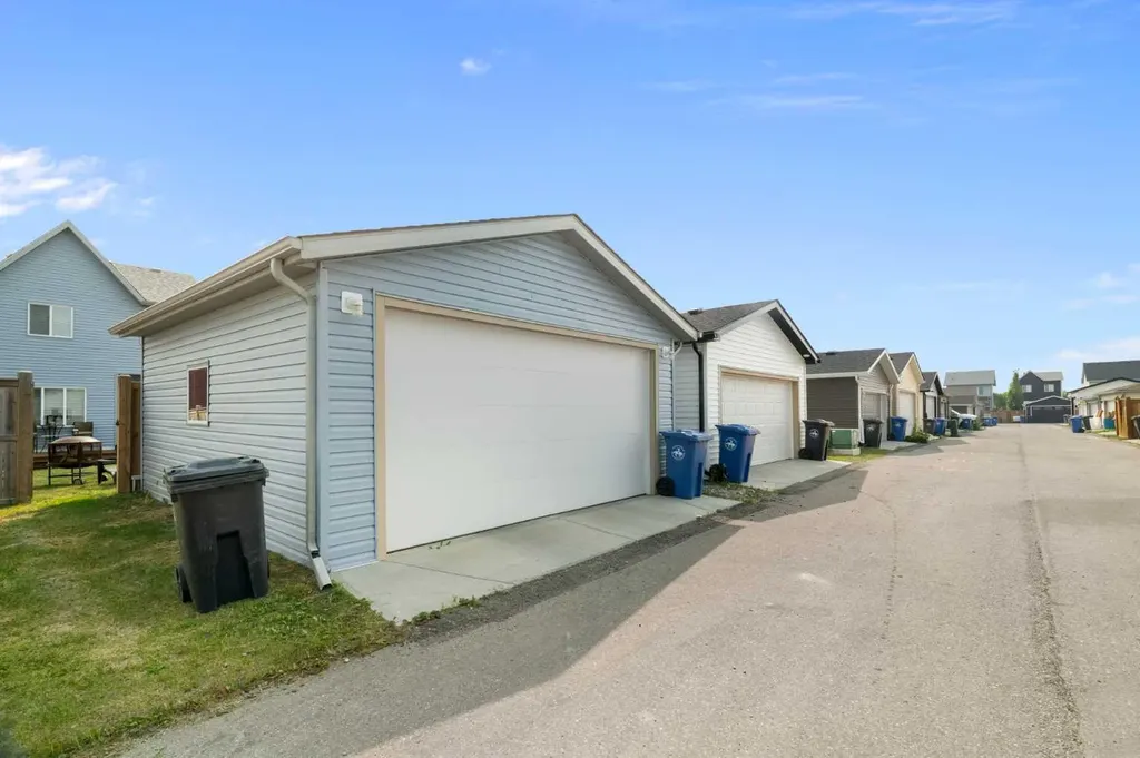 57 Amery Crescent Crossfield AB T0M0S0