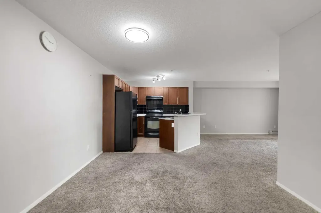 60 Panatella Street NW Calgary AB T3K 0M4