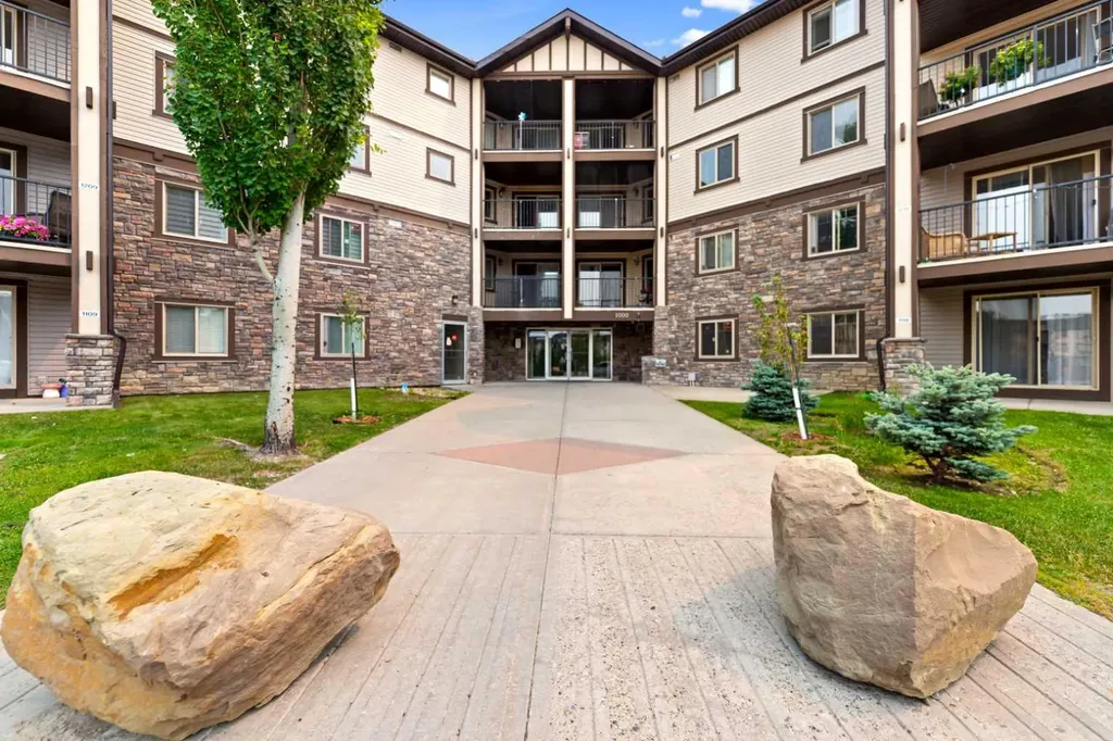 60 Panatella Street NW Calgary AB T3K 0M4
