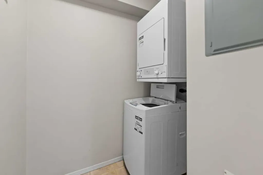 60 Panatella Street NW Calgary AB T3K 0M4