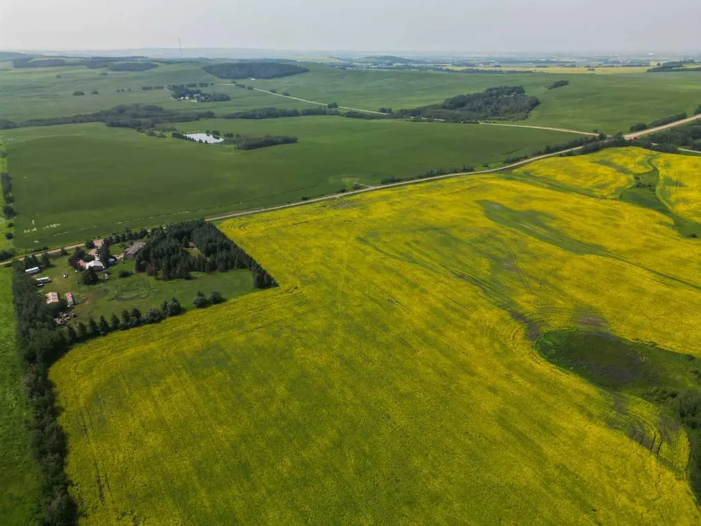 Range Road 263 Rural Red Deer County AB T4E 0Y8