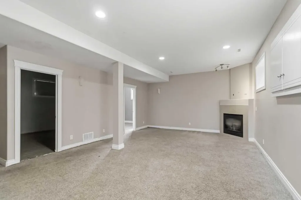 173 Coyote Crescent Fort Mcmurray AB T9K 0C7