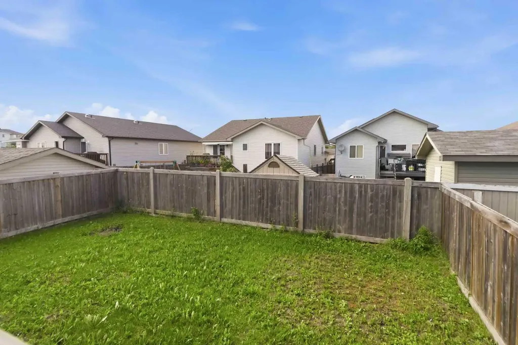 173 Coyote Crescent Fort Mcmurray AB T9K 0C7