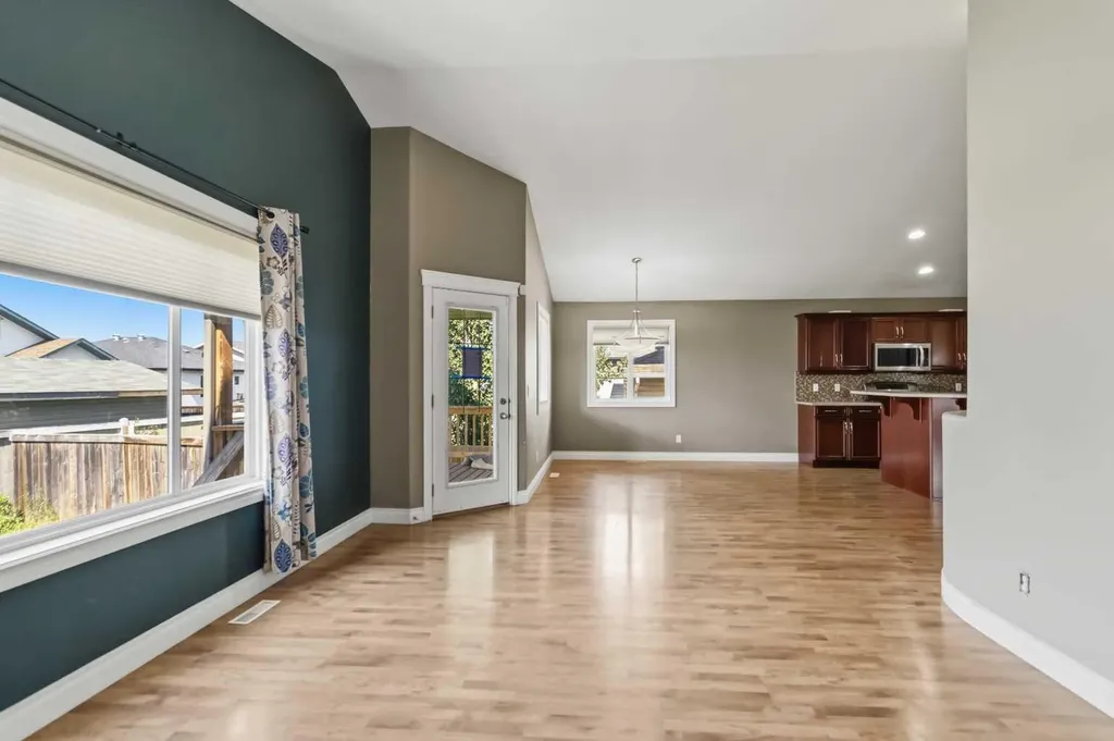 173 Coyote Crescent Fort Mcmurray AB T9K 0C7