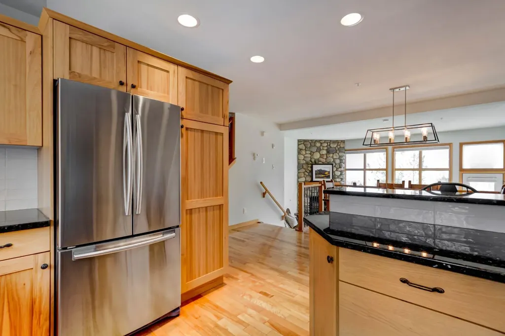 300 Eagle Terrace Road Canmore AB T1W 3E5