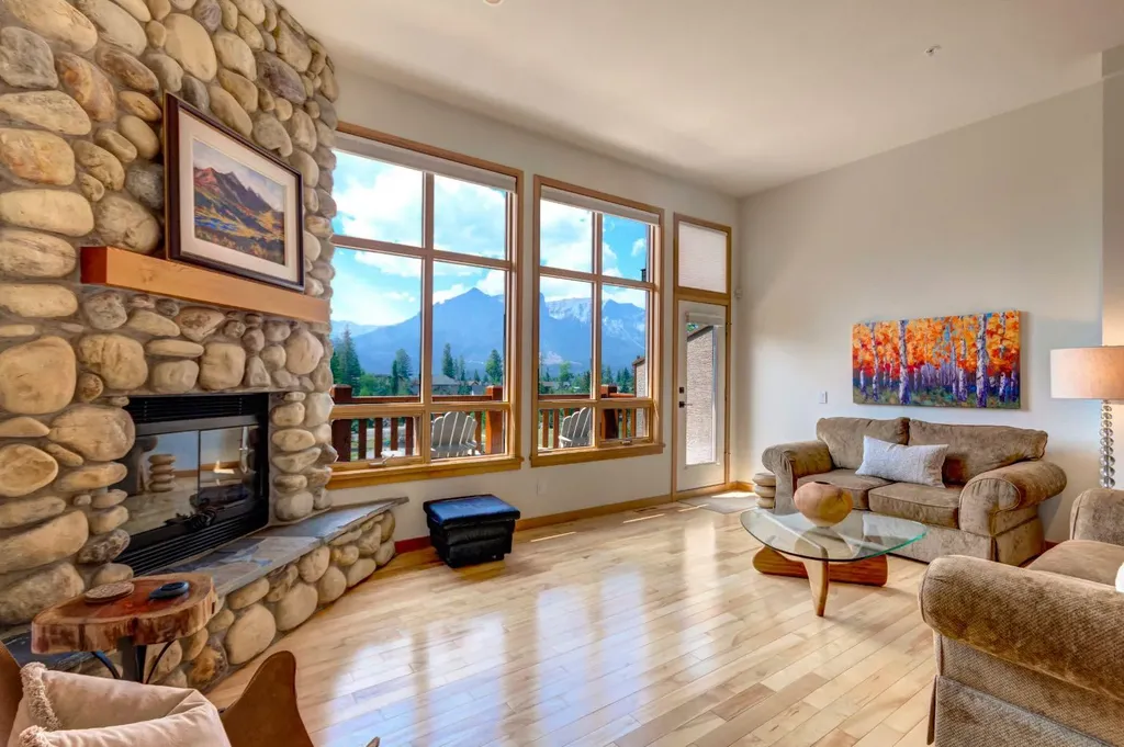 300 Eagle Terrace Road Canmore AB T1W 3E5