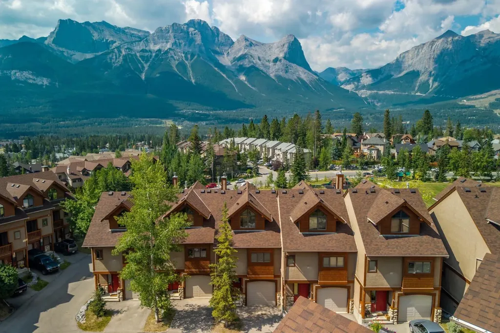 300 Eagle Terrace Road Canmore AB T1W 3E5