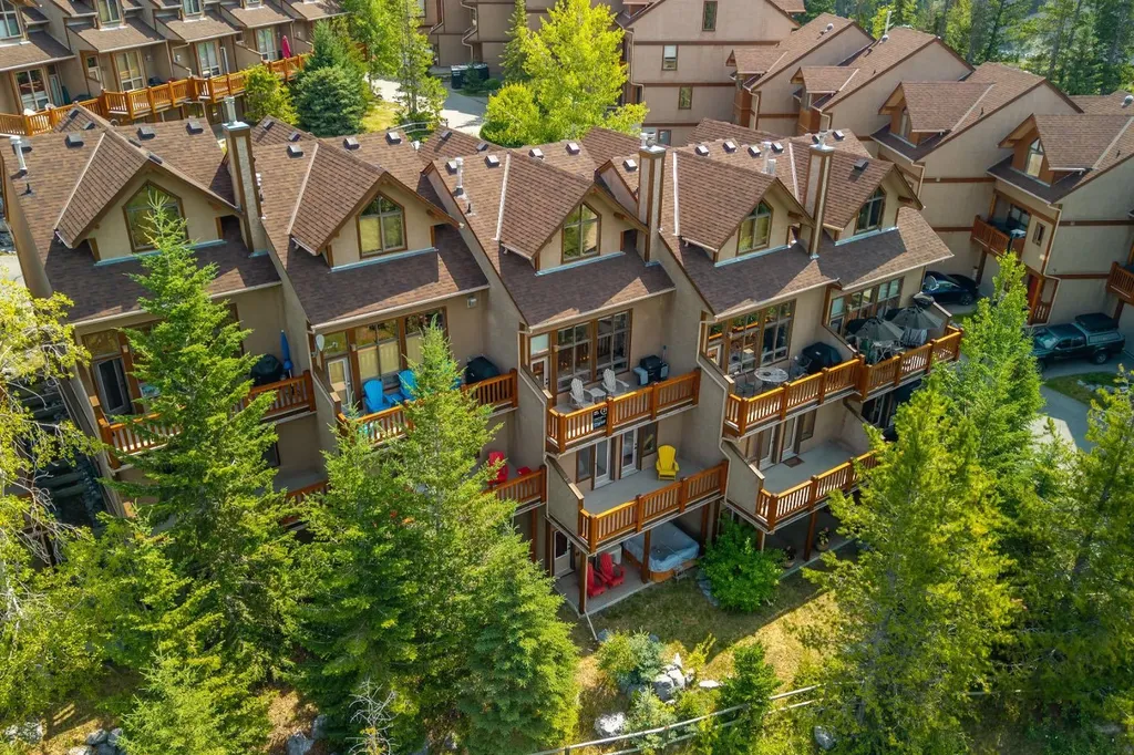 300 Eagle Terrace Road Canmore AB T1W 3E5