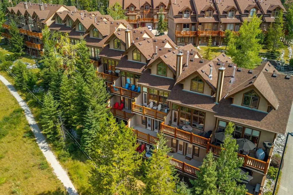 300 Eagle Terrace Road Canmore AB T1W 3E5