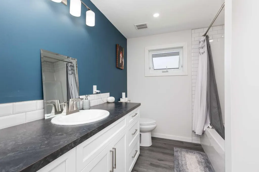 116 1 Street SW Magrath AB T0K 1J0