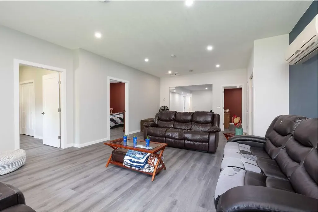 116 1 Street SW Magrath AB T0K 1J0
