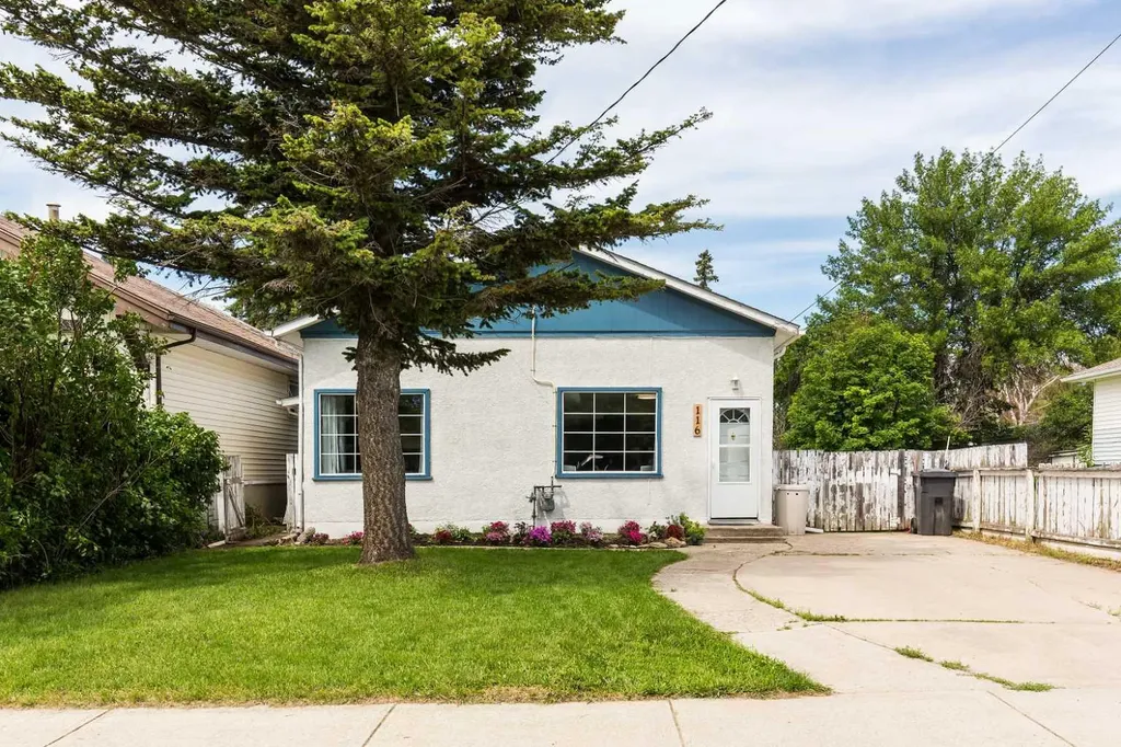 116 1 Street SW Magrath AB T0K 1J0