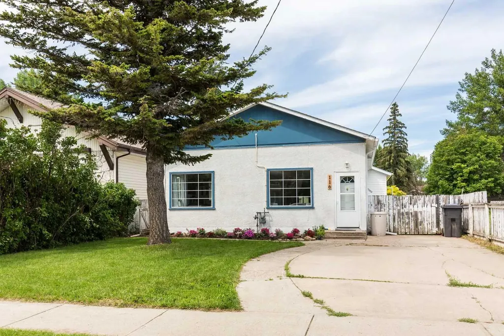 116 1 Street SW Magrath AB T0K 1J0