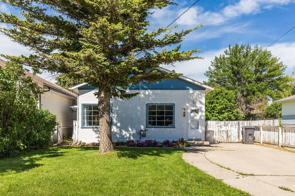116 1 Street SW Magrath AB T0K 1J0