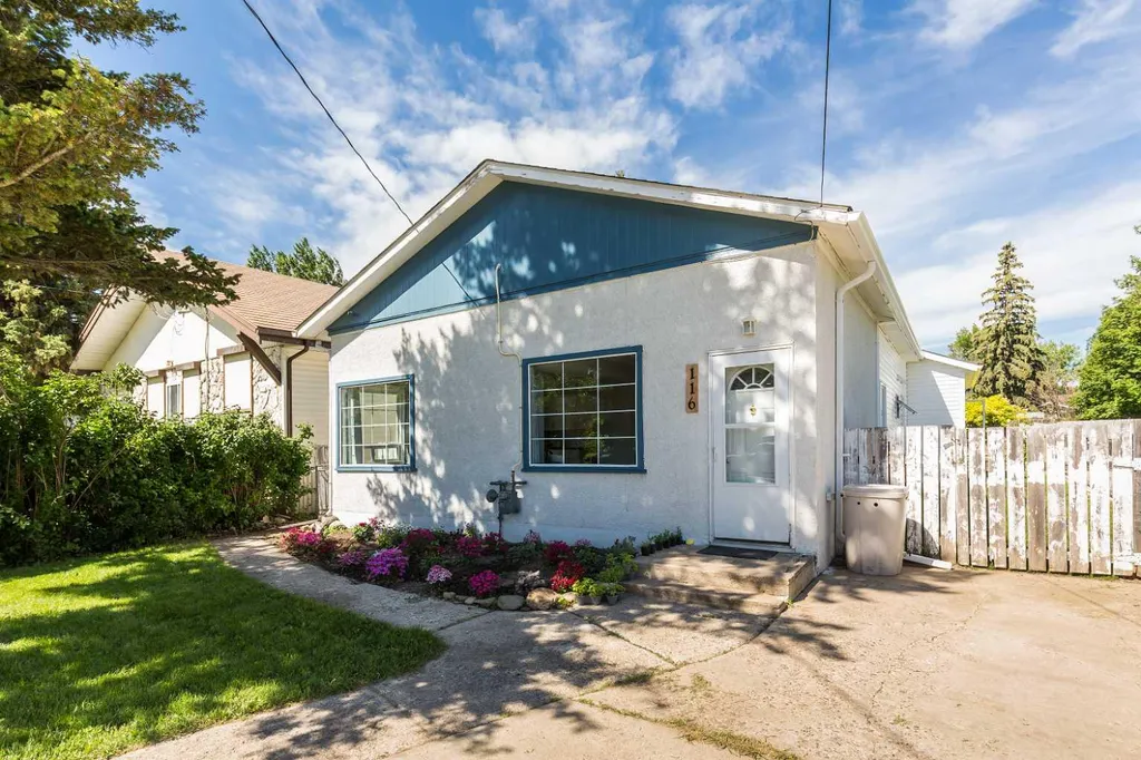 116 1 Street SW Magrath AB T0K 1J0