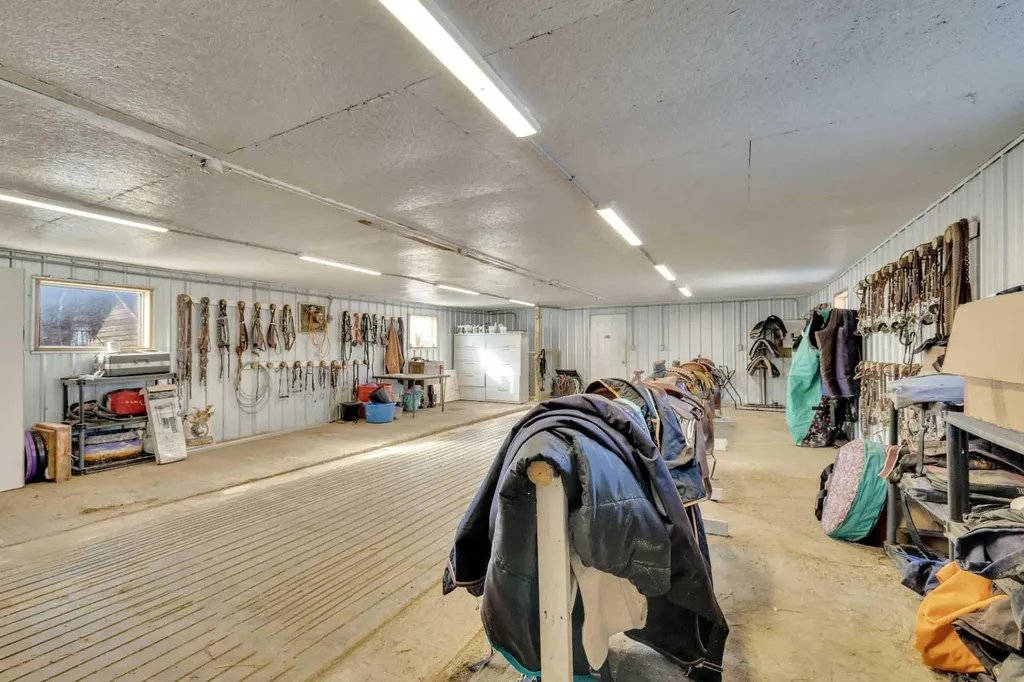 445056 Range Road 40 Rural Ponoka County AB T0C 0M0