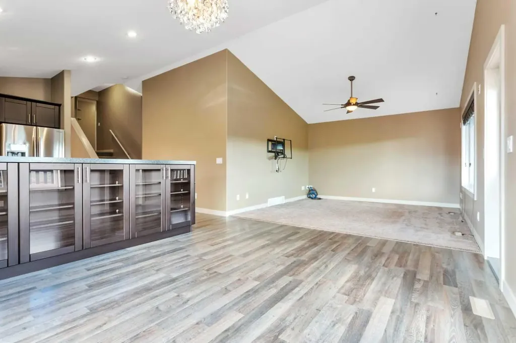 6703 58 Street Rocky Mountain House AB T4T 1V7