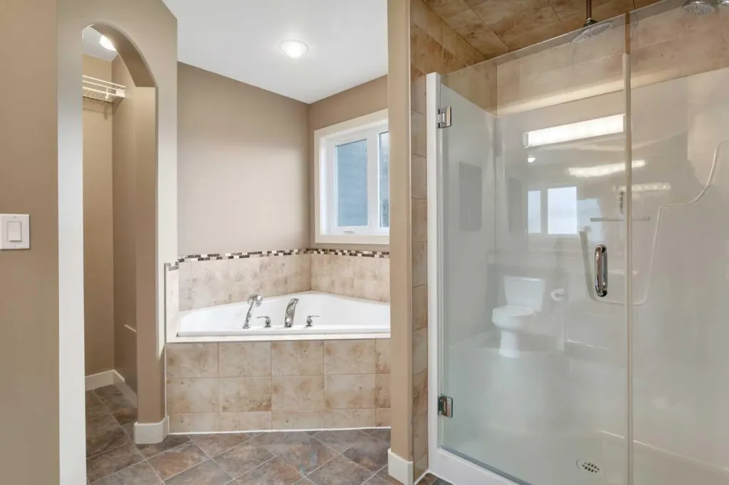 6703 58 Street Rocky Mountain House AB T4T 1V7