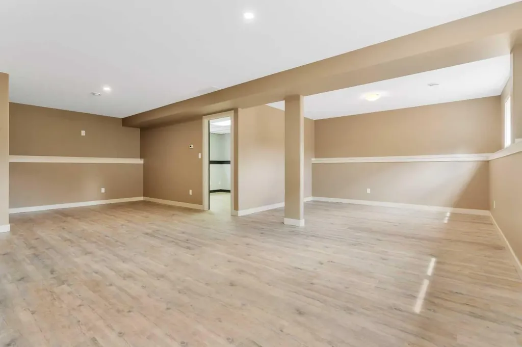 6703 58 Street Rocky Mountain House AB T4T 1V7
