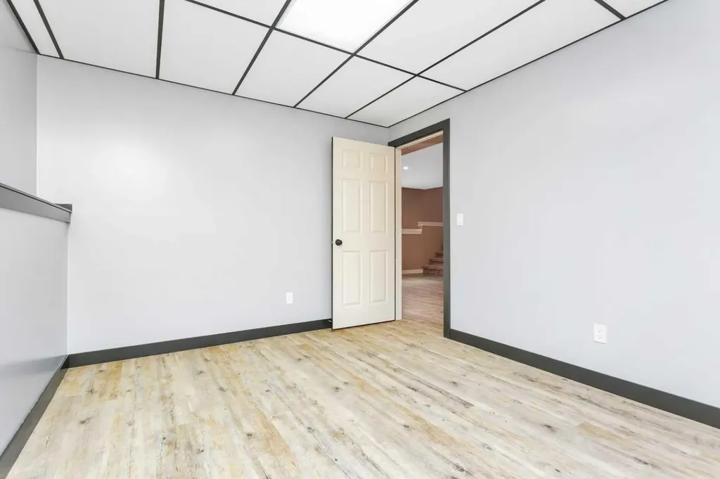 6703 58 Street Rocky Mountain House AB T4T 1V7