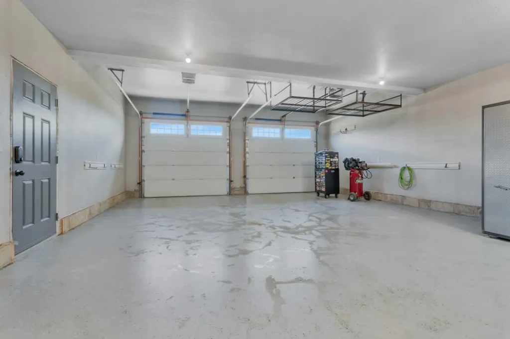 6703 58 Street Rocky Mountain House AB T4T 1V7