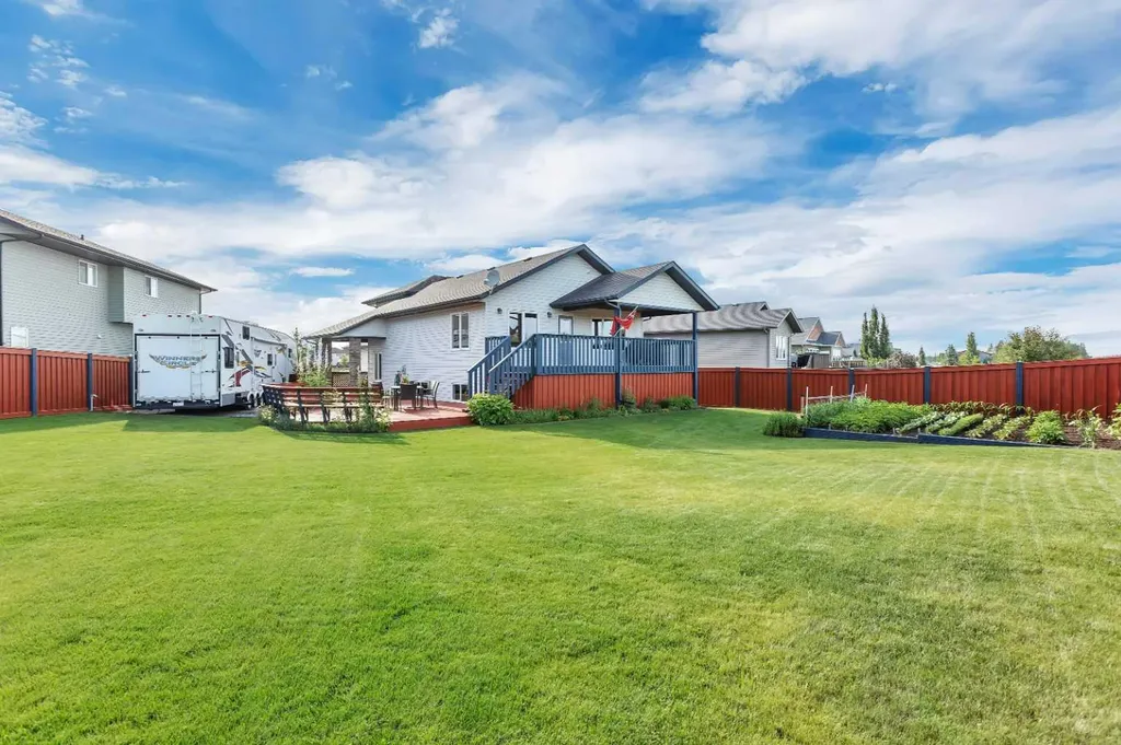 6703 58 Street Rocky Mountain House AB T4T 1V7