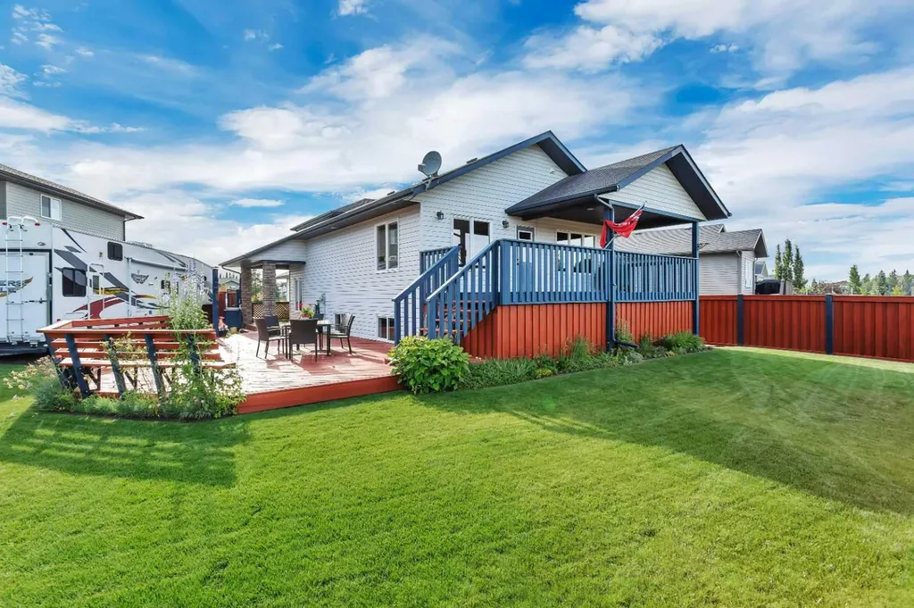6703 58 Street Rocky Mountain House AB T4T 1V7