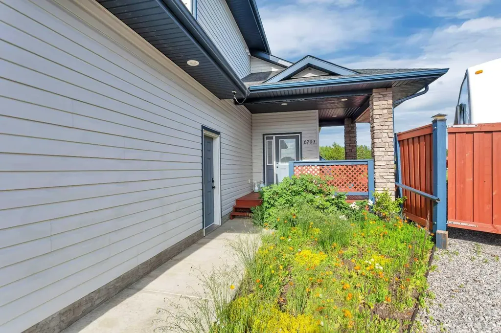 6703 58 Street Rocky Mountain House AB T4T 1V7