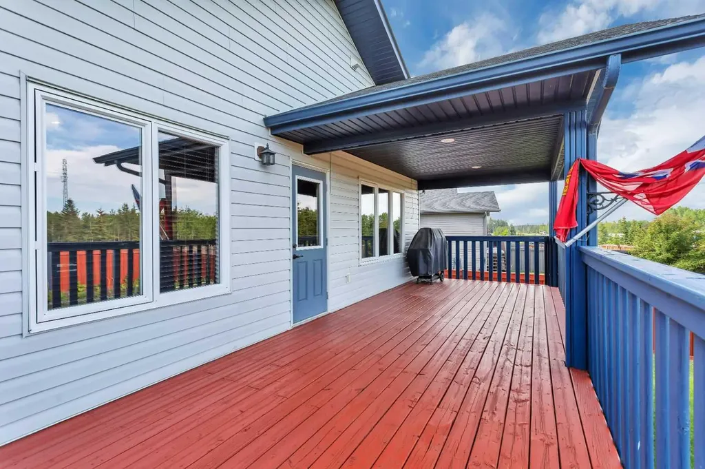 6703 58 Street Rocky Mountain House AB T4T 1V7