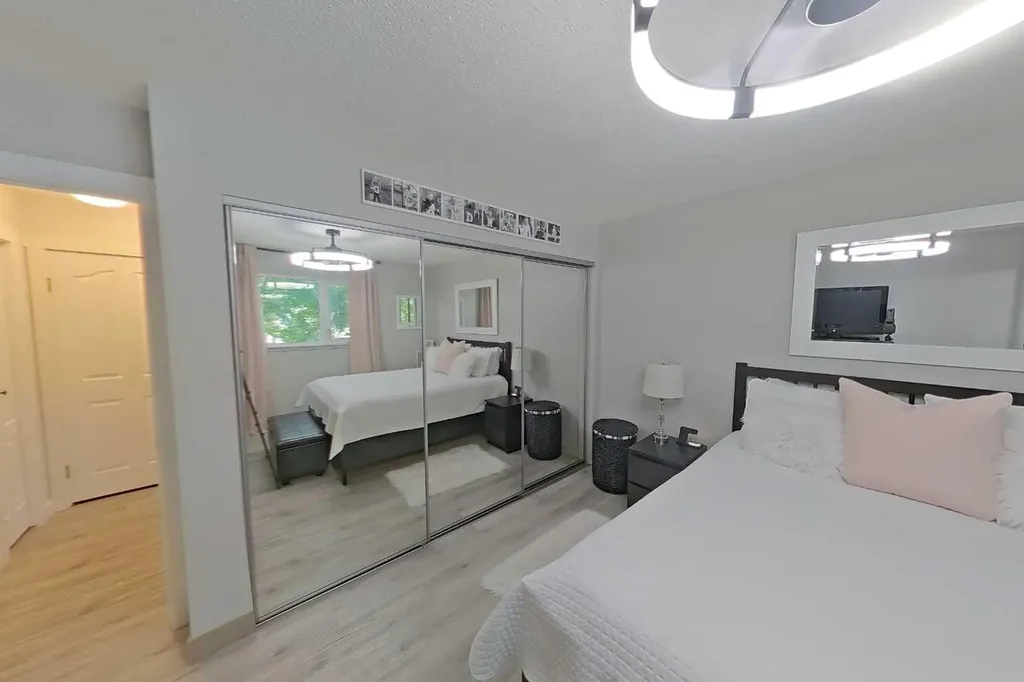 6803 24 Avenue NE Calgary AB T1Y 1Z9