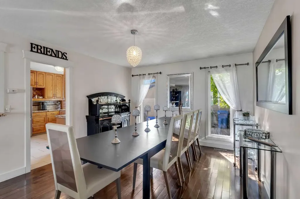 700 West Chestermere Drive Chestermere AB T1X 1B5