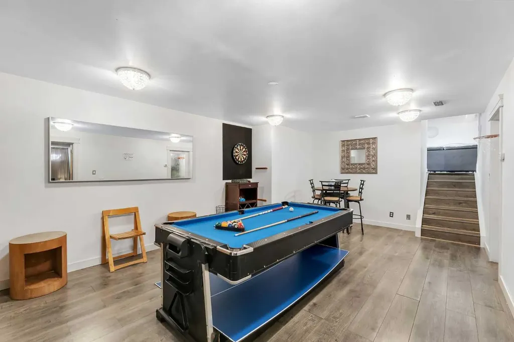 700 West Chestermere Drive Chestermere AB T1X 1B5
