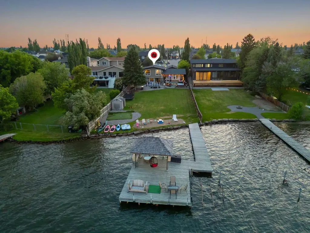 700 West Chestermere Drive Chestermere AB T1X 1B5