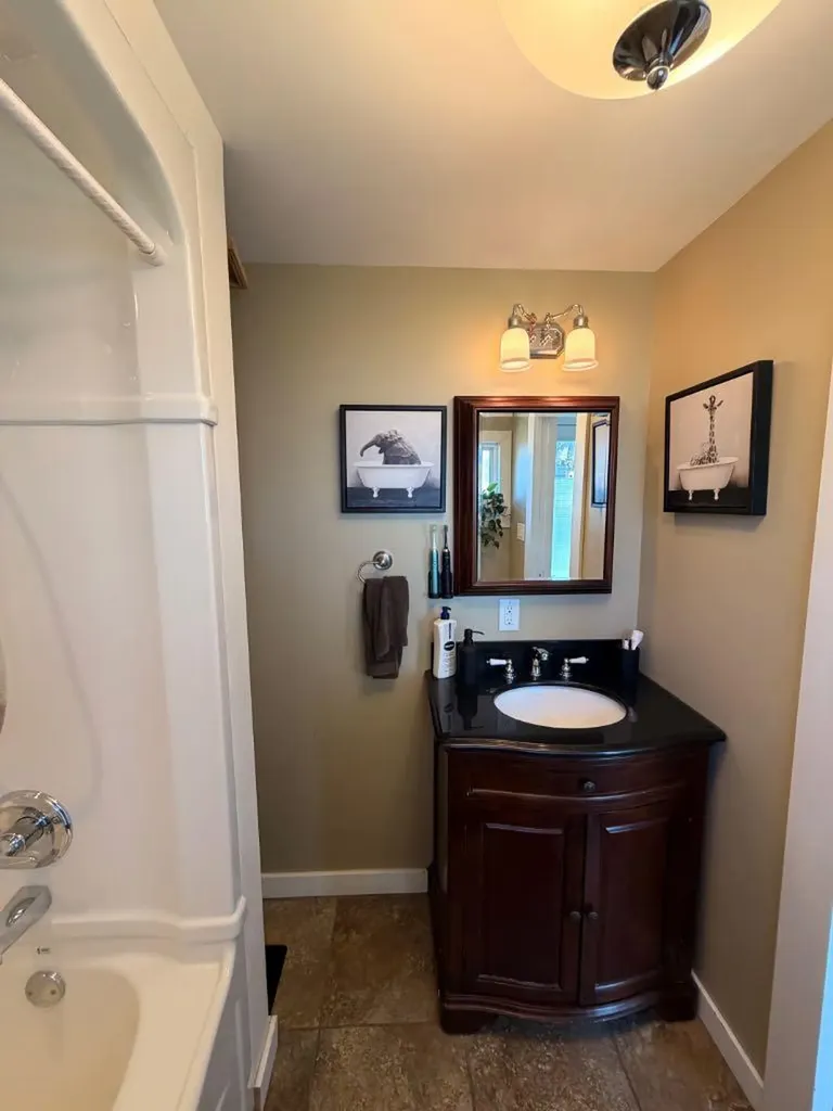 170 1 Street E Drumheller AB T0J 0Y4