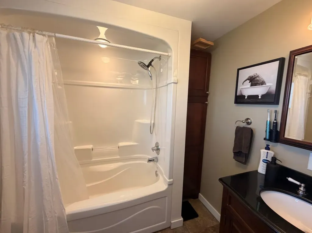 170 1 Street E Drumheller AB T0J 0Y4