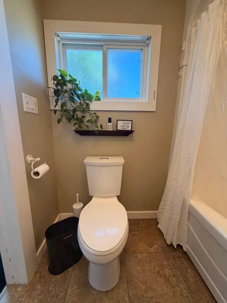 170 1 Street E Drumheller AB T0J 0Y4