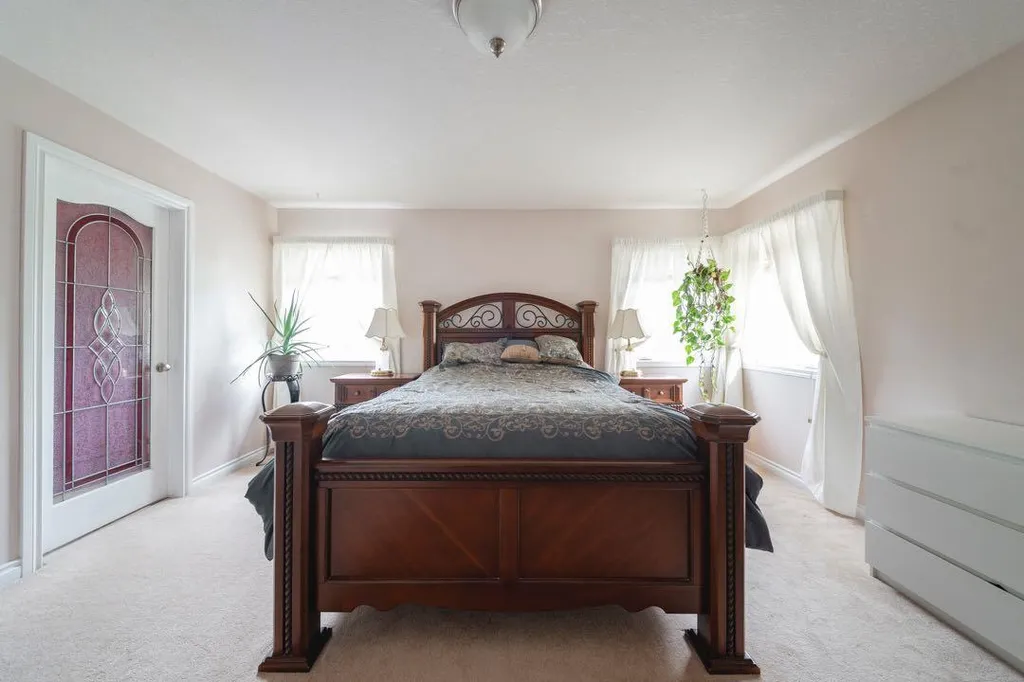 193 Fisher Crescent Fort Mcmurray AB T9K 0B8