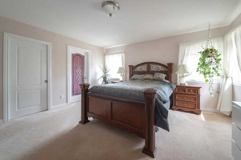 193 Fisher Crescent Fort Mcmurray AB T9K 0B8