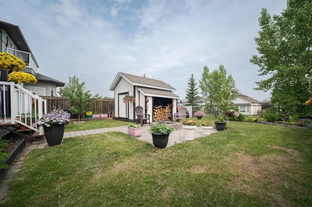 193 Fisher Crescent Fort Mcmurray AB T9K 0B8