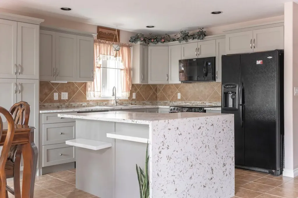 193 Fisher Crescent Fort Mcmurray AB T9K 0B8