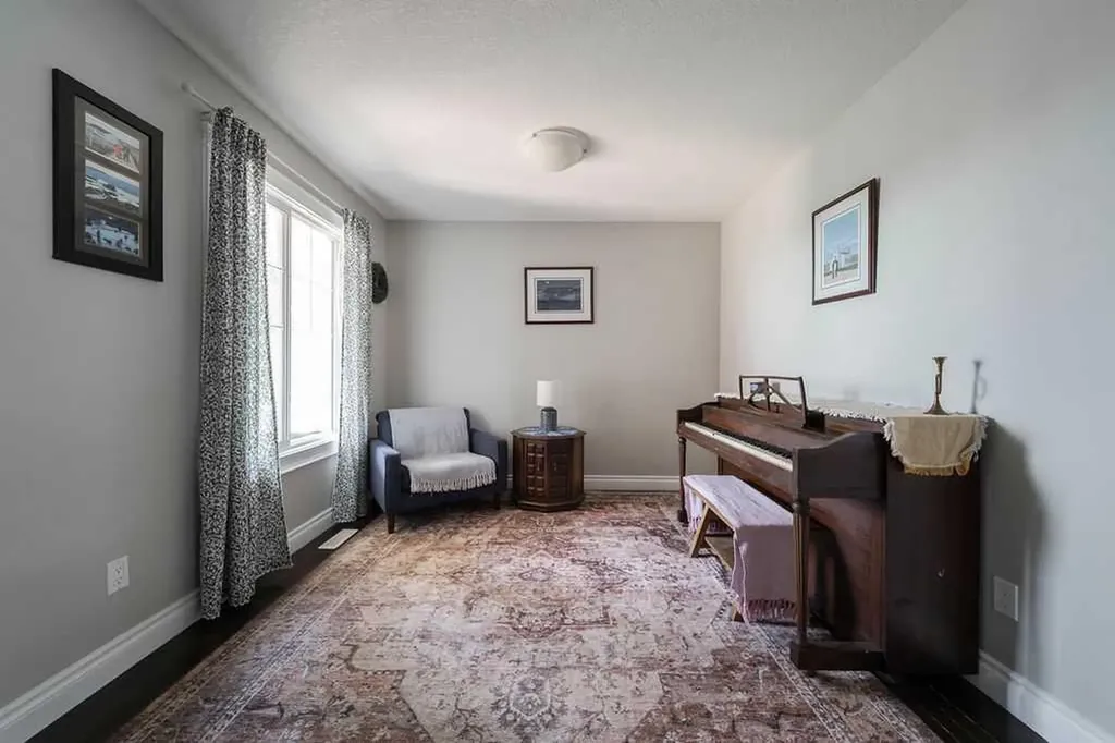 100 Gravelstone Way Fort Mcmurray AB T9K 0T6